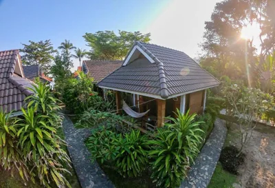 Bungalow Deluxe con vista sul giardino — Pen's Bungalow Koh Phangan